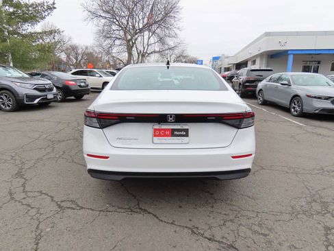 New 2026 Honda Accord SE image 5