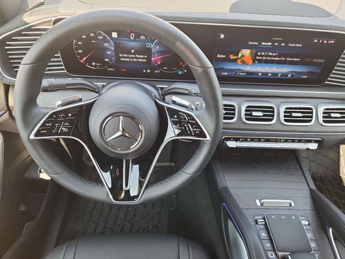 Used 2026 Mercedes-Benz GLE 450 4MATIC Coupe image 11