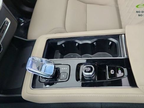 Used 2026 Volvo XC90 B5 Plus w/ Protection Package AWD/4WD image 69