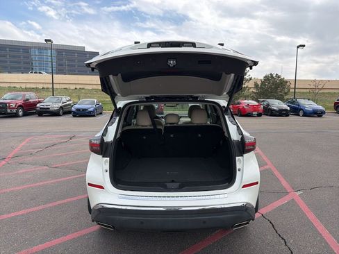 Used 2020 Nissan Murano SL w/ Moonroof Package AWD/4WD image 6