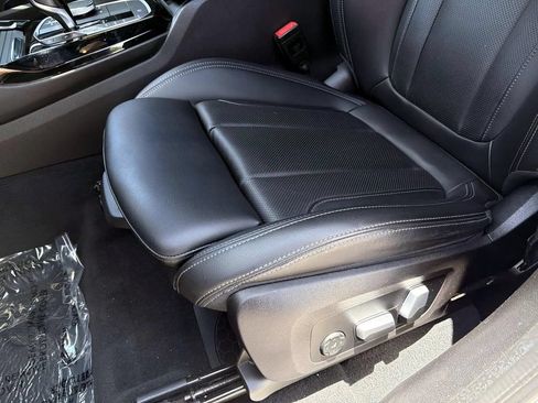 Used 2023 BMW X3 sDrive30i w/ M Sport Package RWD image 18