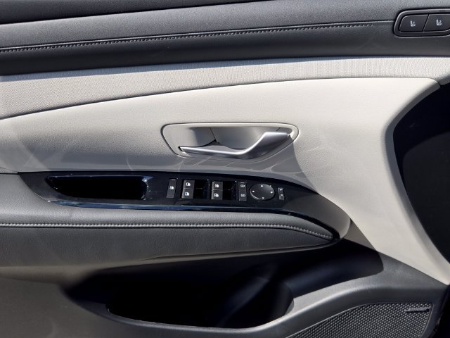 New 2026 Hyundai Tucson Limited w/ Tow & Go Package FWD image 14