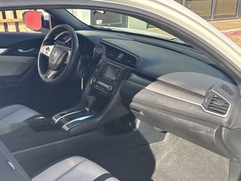 Used 2018 Honda Civic LX image 25