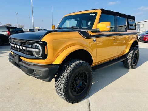 Used 2021 Ford Bronco Outer Banks image 35