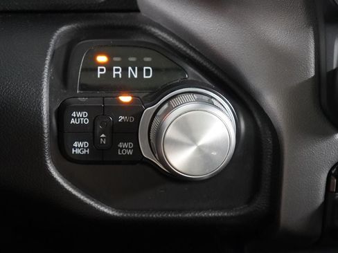 Used 2022 RAM 1500 Laramie w/ Sport Appearance Package AWD/4WD image 18