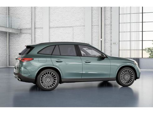 New 2026 Mercedes-Benz GLC 300 4MATIC image 18