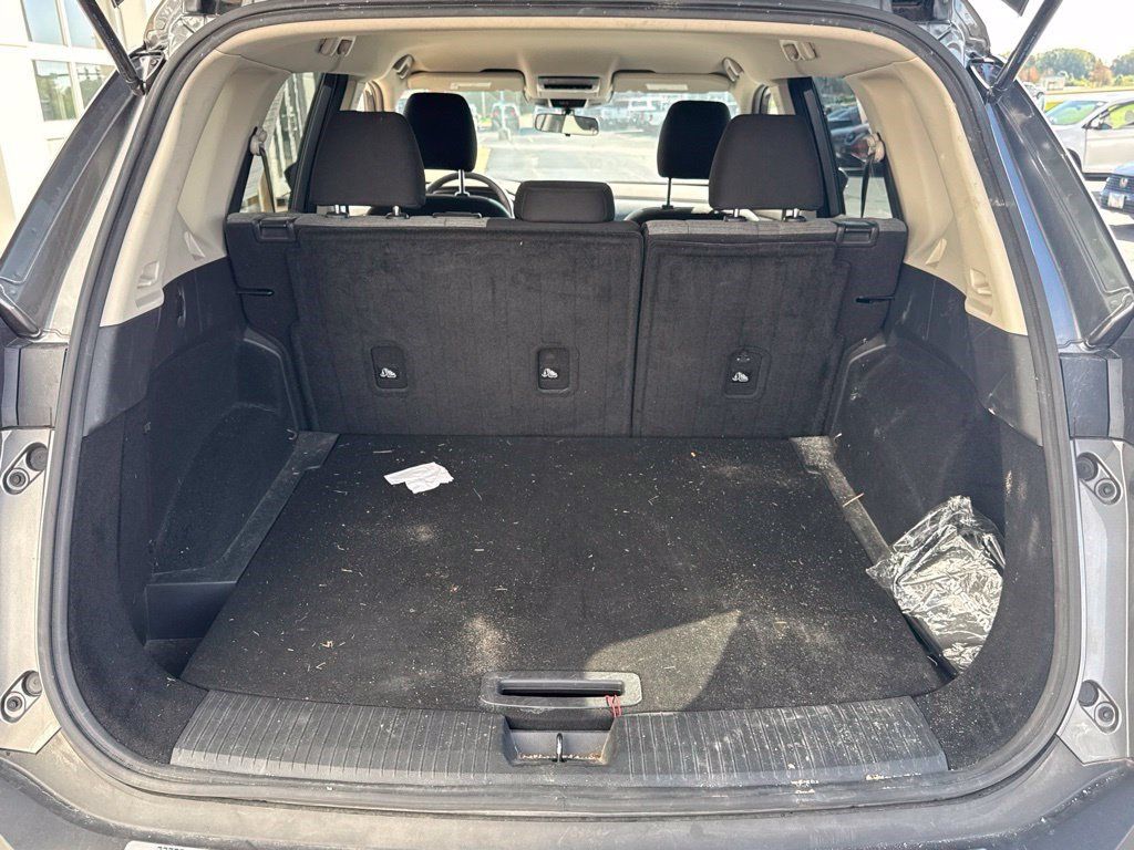 Used 2021 Nissan Rogue SV AWD/4WD image 7