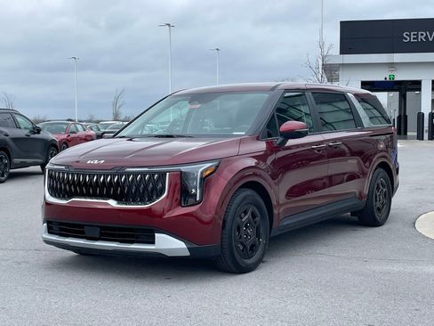 New 2026 Kia Carnival FWD image 3