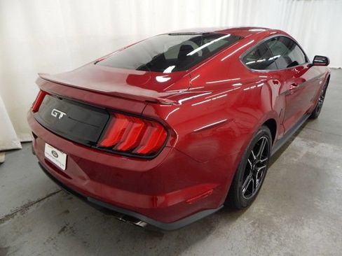 Used 2018 Ford Mustang GT RWD image 4