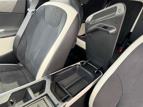 Used 2023 Kia EV6 GT-Line w/ GT-Line Suede Seat Package RWD image 33