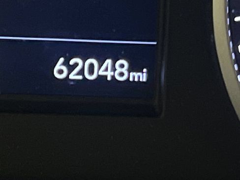 Used 2020 Hyundai Elantra SE w/ Convenience Package (C2) FWD image 18