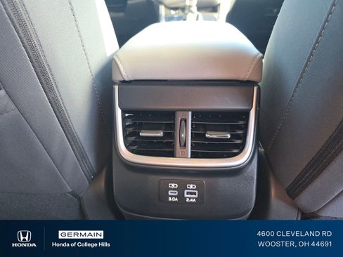 Used 2025 Subaru Outback Onyx Edition XT AWD/4WD image 23
