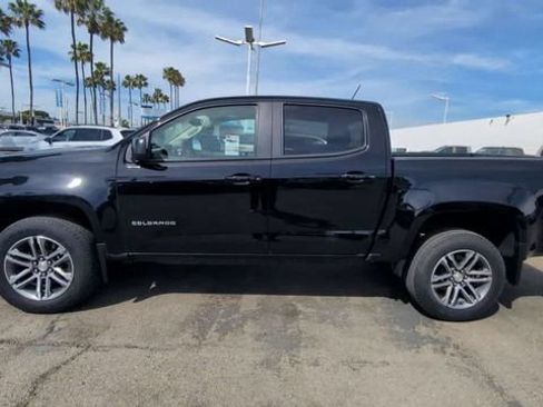 Used 2022 Chevrolet Colorado W/T w/ Custom Special Edition image 5