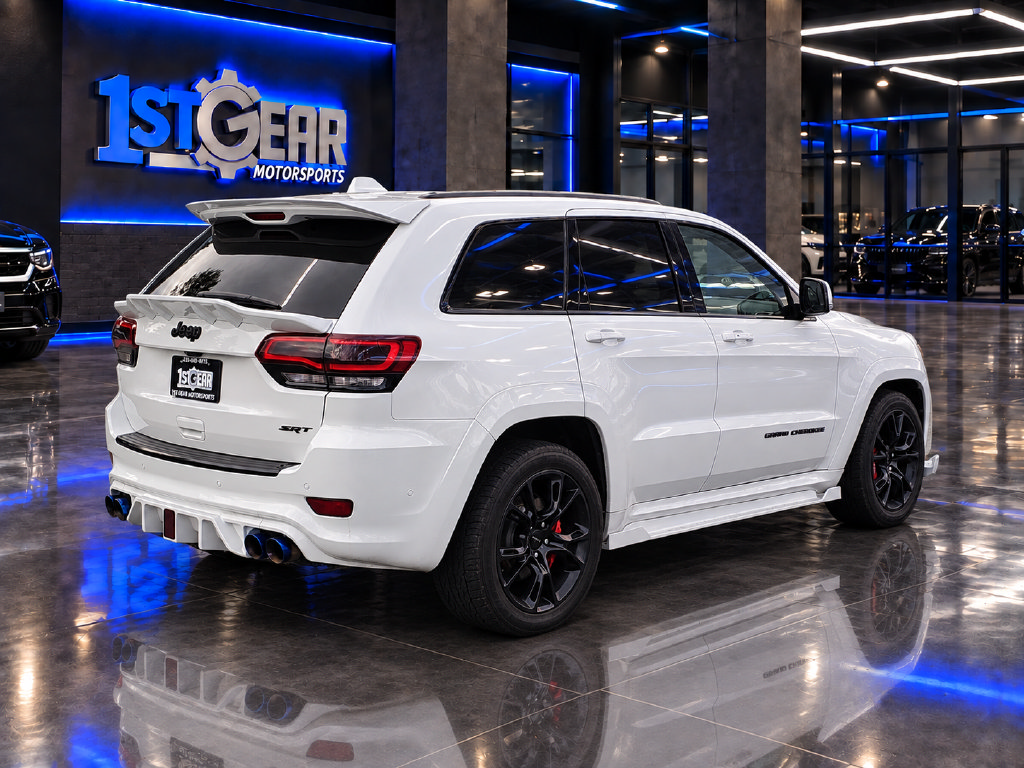 Used 2017 Jeep Grand Cherokee SRT AWD/4WD image 6