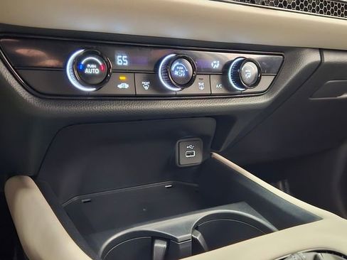 Used 2023 Honda HR-V LX image 19