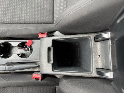 Used 2016 Volkswagen Jetta SE image 20