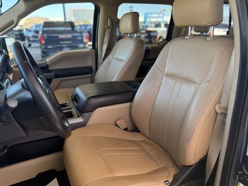 Used 2018 Ford F150 XLT w/ Equipment Group 302A Luxury image 14