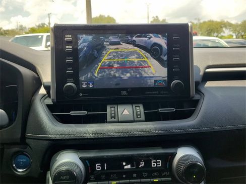 Used 2021 Toyota RAV4 Limited image 21