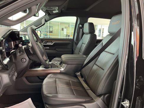 New 2026 Chevrolet Silverado 1500 High Country w/ Midnight Edition AWD/4WD image 12