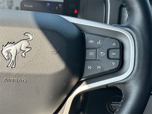 Used 2022 Ford Bronco Outer Banks image 32