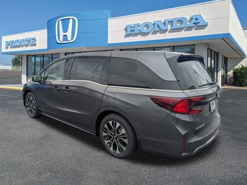 New 2026 Honda Odyssey Elite image 5