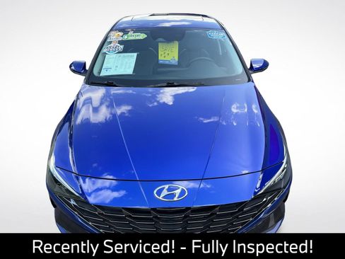 Used 2023 Hyundai Elantra Limited FWD image 3