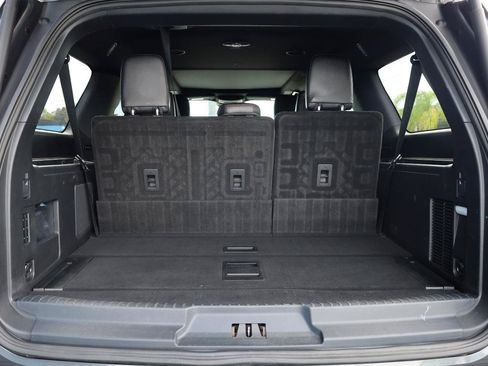 Used 2022 Ford Expedition Max Limited AWD/4WD image 19