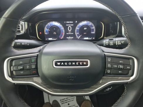 Used 2022 Jeep Wagoneer Series II w/ Premium Group I image 27