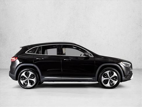Certified 2025 Mercedes-Benz GLA 250 4MATIC image 4