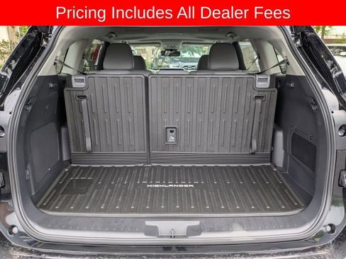 New 2026 Toyota Highlander Limited AWD/4WD image 14