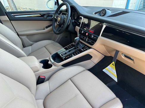 New 2026 Porsche Macan S image 17