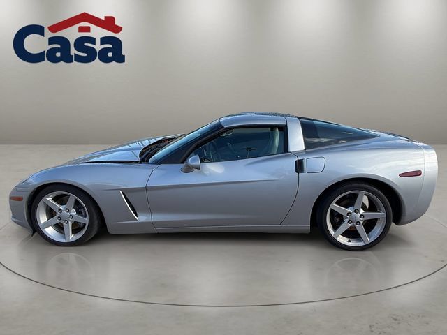 Used 2005 Chevrolet Corvette Coupe w/ Preferred Equipment Group RWD image 3