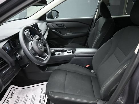 Used 2024 Nissan Rogue S AWD/4WD image 11