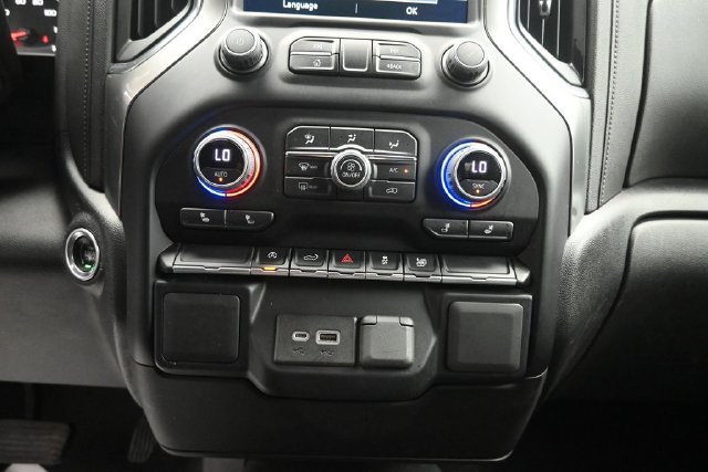 Used 2022 Chevrolet Silverado 1500 LT w/ Bed Protection Package AWD/4WD image 13
