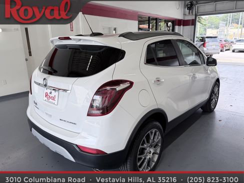 Used 2018 Buick Encore Sport Touring w/ Safety Package FWD image 4