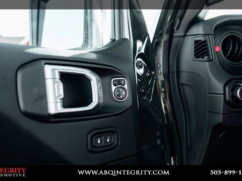 Used 2024 Jeep Wrangler Unlimited Rubicon 392 image 19