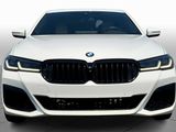 Used 2021 BMW 530i w/ M Sport Package image 3