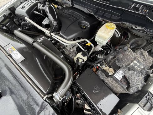 Used 2018 RAM 2500 Tradesman w/ Chrome Appearance Group RWD image 19