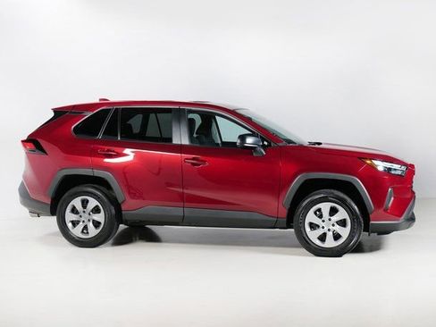 Used 2023 Toyota RAV4 LE image 28