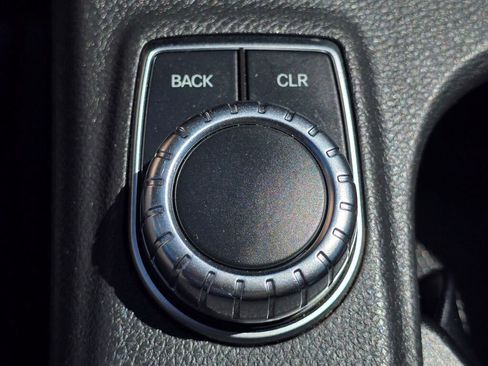 Used 2015 Mercedes-Benz GLA 250 4MATIC image 42