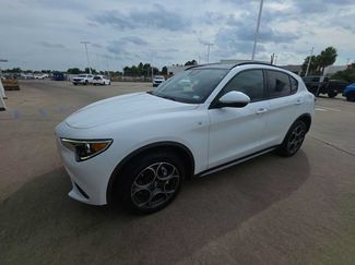 Used 2022 Alfa Romeo Stelvio Ti AWD/4WD video 1