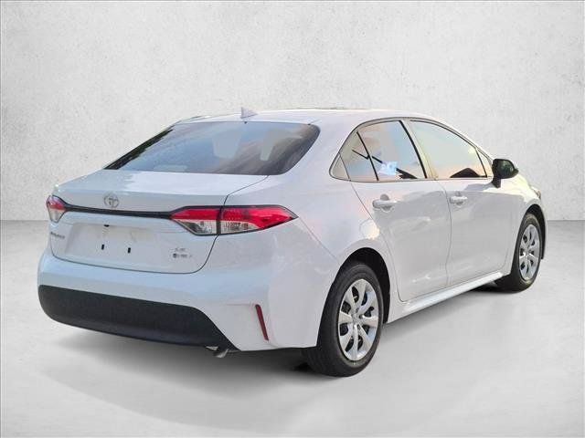 New 2027 Toyota Corolla LE FWD image 2