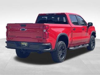 Used 2024 Chevrolet Silverado 1500 ZR2 w/ Technology Package AWD/4WD video 3