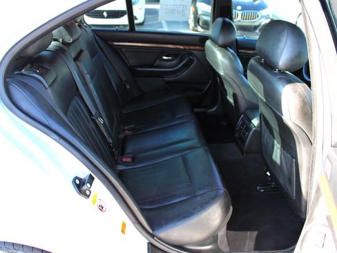 Used 2001 BMW M5 image 24