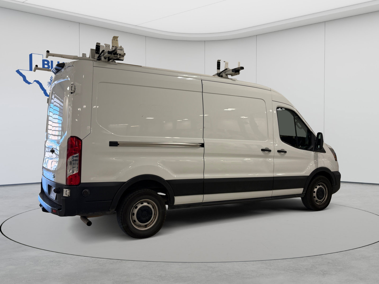 Used 2020 Ford Transit 250 Medium Roof w/ Upfitter Package RWD image 4