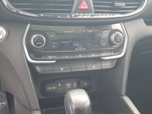 Used 2020 Hyundai Santa Fe SEL image 23