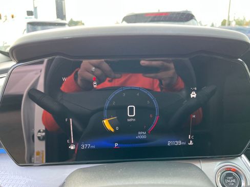 Used 2025 Chevrolet Trax LT image 41