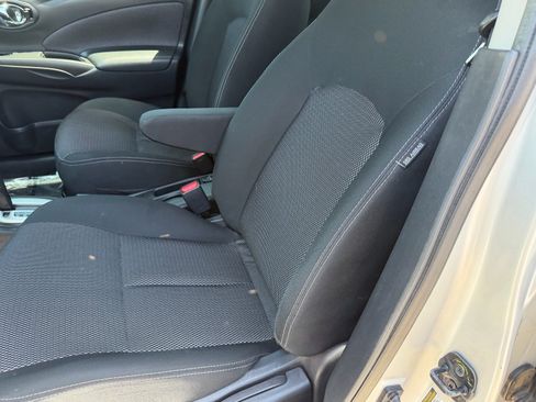 Used 2019 Nissan Versa SV FWD image 19