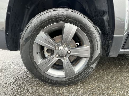 Used 2015 Jeep Patriot High Altitude AWD/4WD image 20