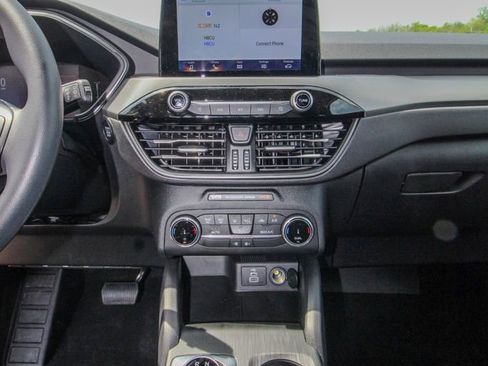 Used 2025 Ford Escape Active FWD image 27